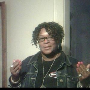 Meet your Posher, Johnetta